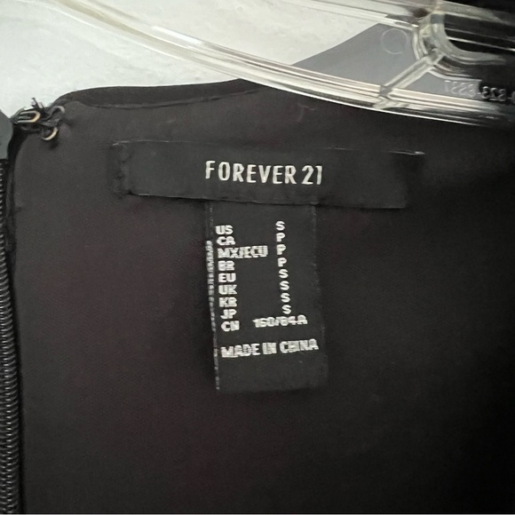 Forever 21 Sequin Shorts Romper Long Sleeve Size S Disco Rainbow Sparkly Swiftie - Picture 4 of 6